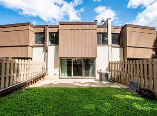 123 McKnight Rd N #G, Saint Paul, MN 55119