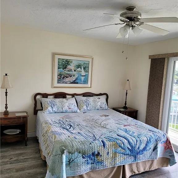 41 Beach Ln #2D — Photo 15