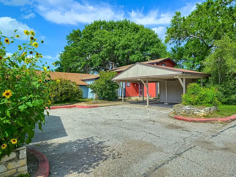 4814 Misty Slope Ln — Photo 27
