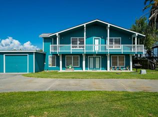 102 Perch Ln, Rockport, TX 78382