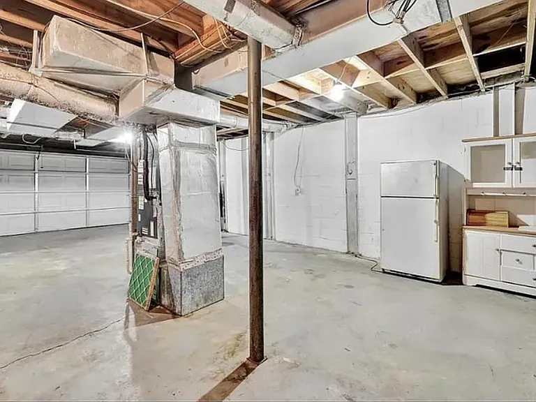 2828 Adams St — Photo 26