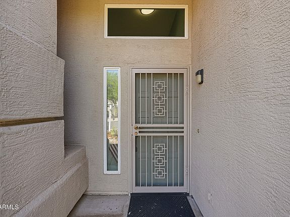 3rd image of 1519 E MICHELLE Drive