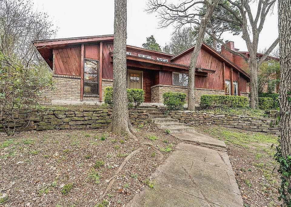 1st image of 1206 Jungle Dr