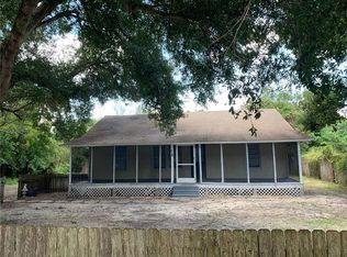 319 W 4th St, Apopka, FL 32703