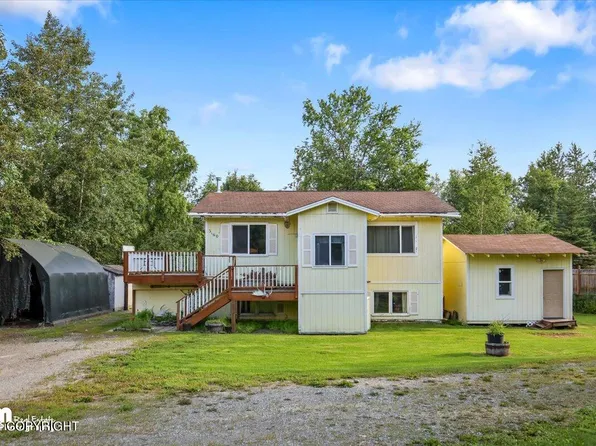 3160 N Arctic Fox Dr, Wasilla, AK 99654