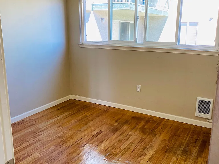 1226 Taylor Ave N #1 — Photo 22