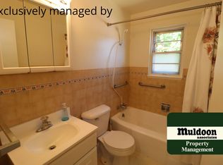215 Kenwood Dr, Pueblo, CO 81004