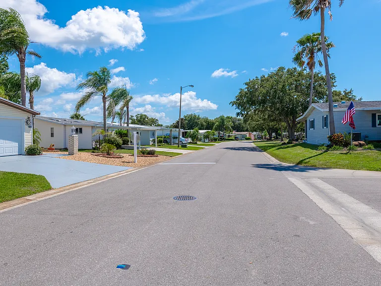 Riverside Club Golf & Marina Community — Photo 18