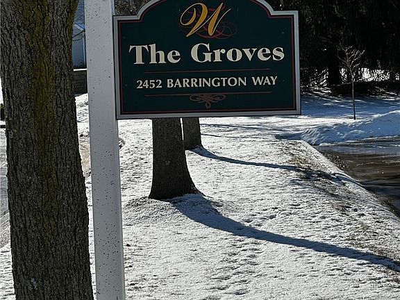 3rd image of 2452 Barrington Way Unit 424