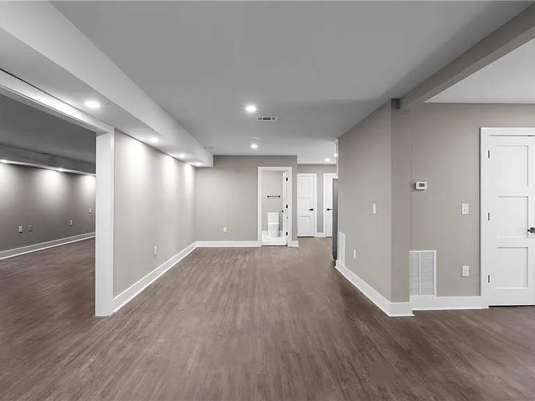7530 Spalding Ln — Photo 41