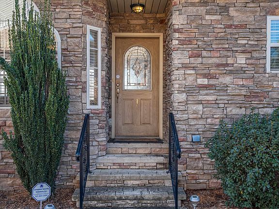 5th image of 620 Grand Point Dr #22A
