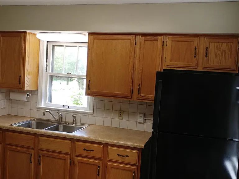 W Riddle Ave — Photo 2