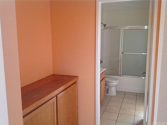 4th image of 5325 Newcastle Ave Unit 343