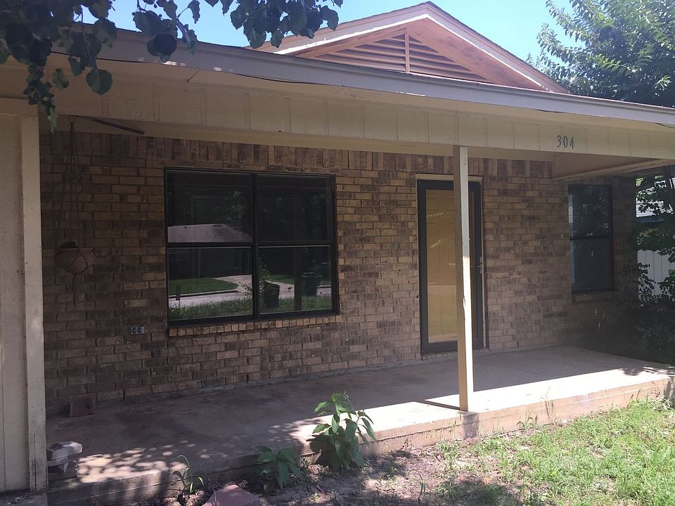 1st image of 304 Taylor St