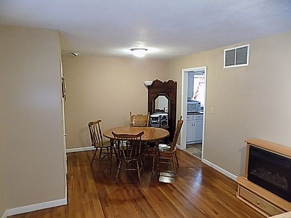 4th image of 418 S Sheridan Ave