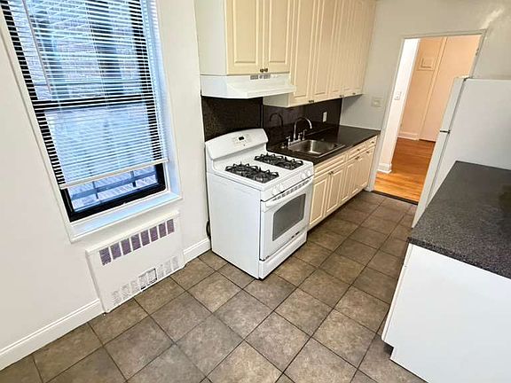 5th image of 34-21 71st St #524