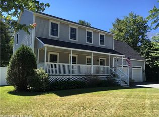 16 Topsham Xing, Topsham, ME 04086