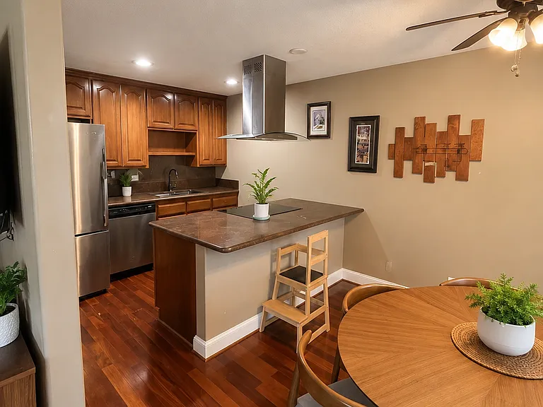 349 E Taft Ave #4 — Photo 2
