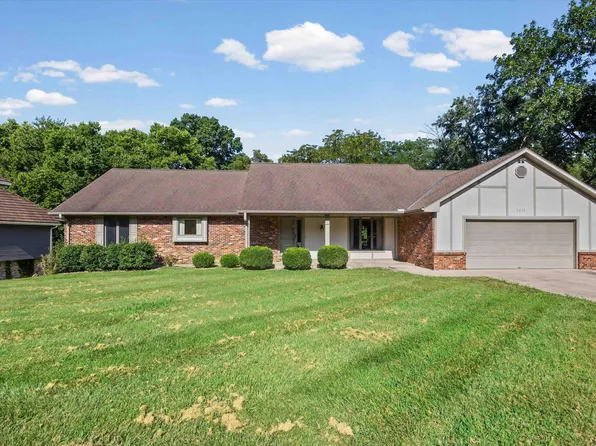 3213 Wooddale Ln, Columbia, MO 65203
