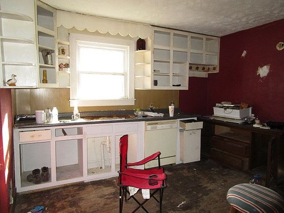 5th image of 410 Clearview Dr