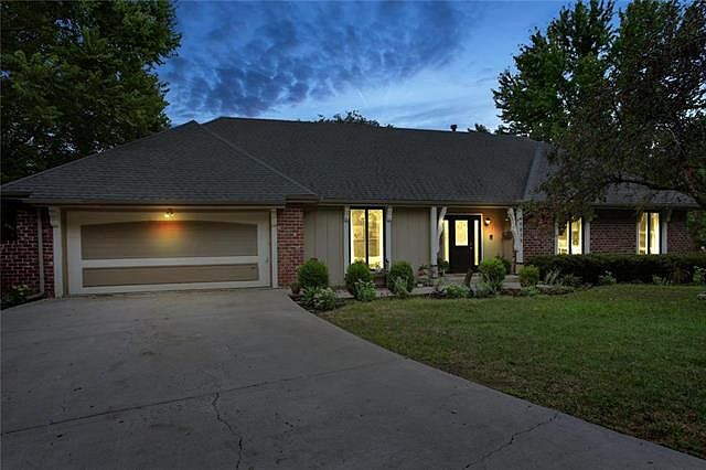 1st image of 10829 Gregory Ln