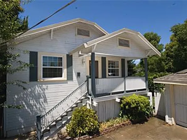 658 42nd St, Sacramento, CA 95819