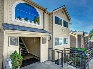 3811 130th Ln SE APT C11, Bellevue, WA 98006