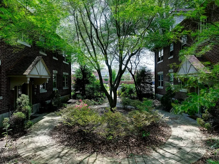 1115 Ray Ave — Photo 32