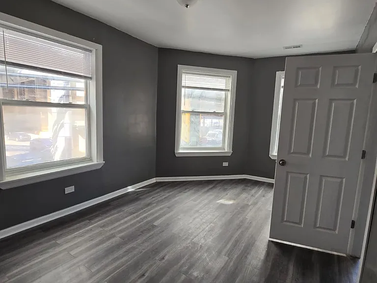 346 N Laramie Ave #2N — Photo 9