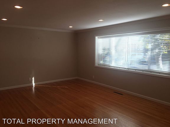 5th image of 116 Cherry Blossom Ln
