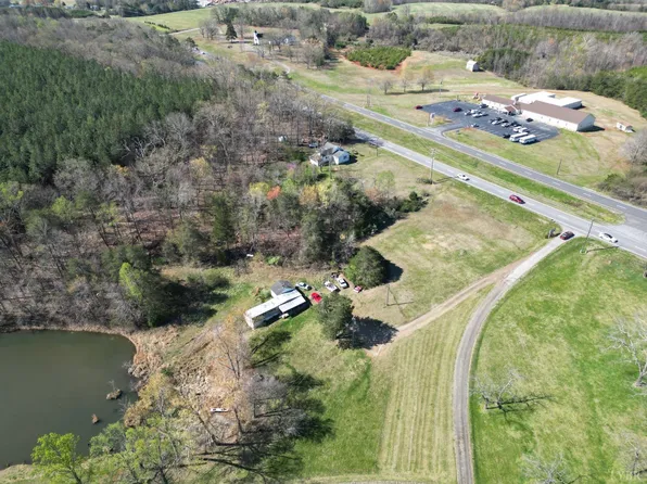 20832 Us Highway 29 N, Chatham, VA 24531