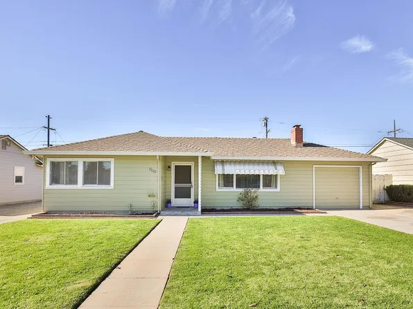 235 Terra Dr, Salinas, CA 93906