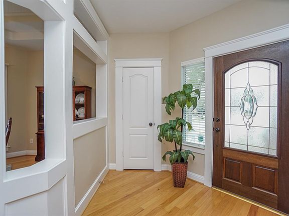 5th image of 8806 Aberdeen Park Dr