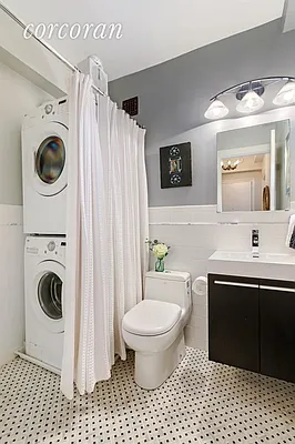 Sold by Corcoran | media 21