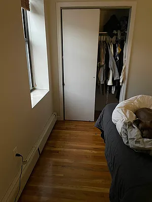 Rented by Standard Living Realty Inc | media 10