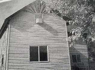 304 S Main St, Fairmount, IL 61841