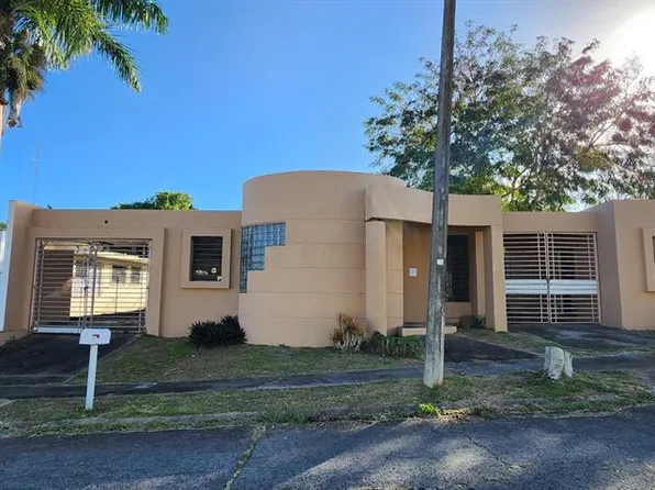 Reparto Universitario Citadel St, San Juan, PR 00924