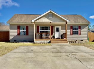 66 W Newberry Dr, Fletcher, NC 28732
