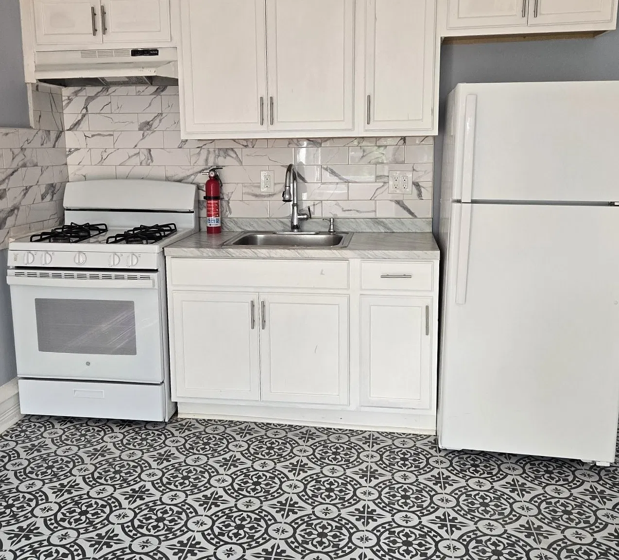 2 bed, 800 sqft, $1,675 — Photo 1