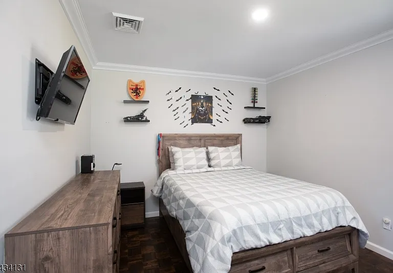 138 Jerome Pl — Photo 15
