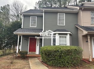 1140 Country Club Pl NW, Kennesaw, GA 30144