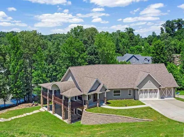 672 Trinity Ln, Eddyville, KY 42038