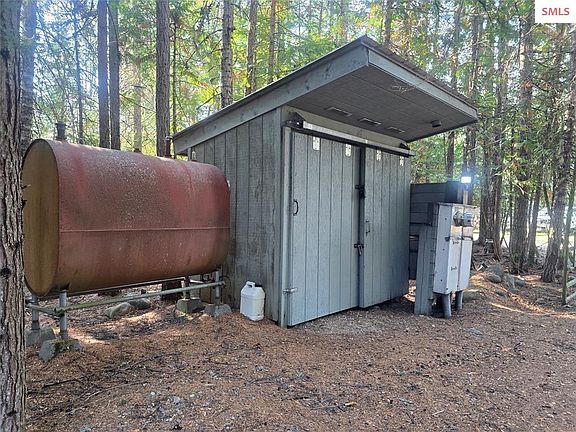 4th image of 401 Western Larch Ln