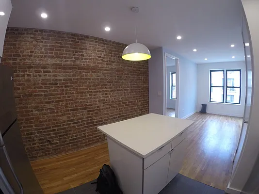 Rented by Bohemia Realty Group | media 44