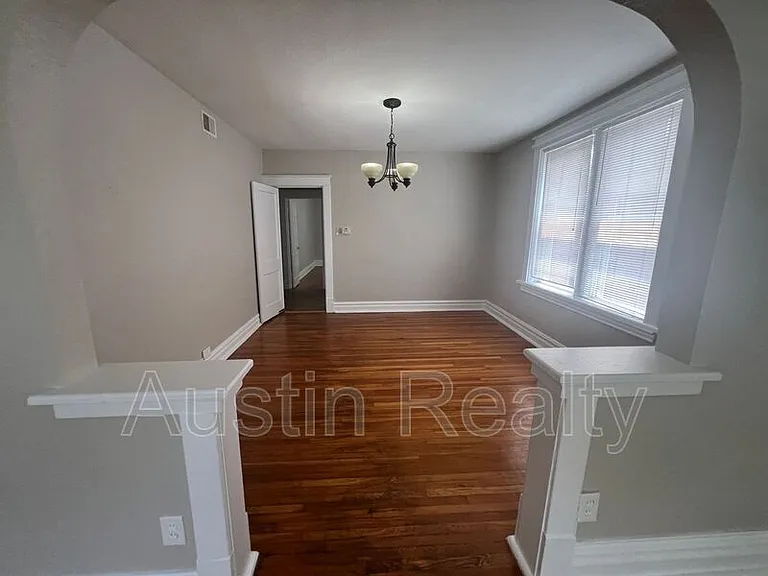 1018 Commodore Dr #A — Photo 6