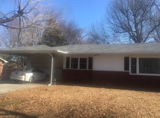 1594 N Porter Rd, Fayetteville, AR 72703