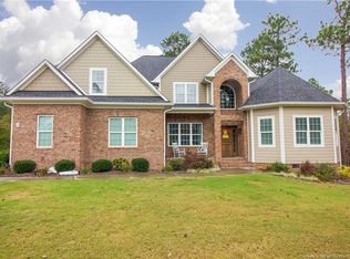 2 Rafferty Ct, Whispering Pines, NC 28327