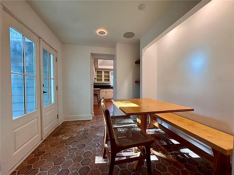 687 Brownwood Ave SE — Photo 18