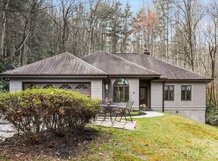 446 Silver Fox Ln, Pisgah Forest, NC 28768