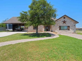 202 Dennis Dr, Del Rio, TX 78840